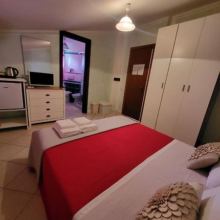 SantʼAnna Arresi B&B Il Girasole מראה חיצוני תמונה