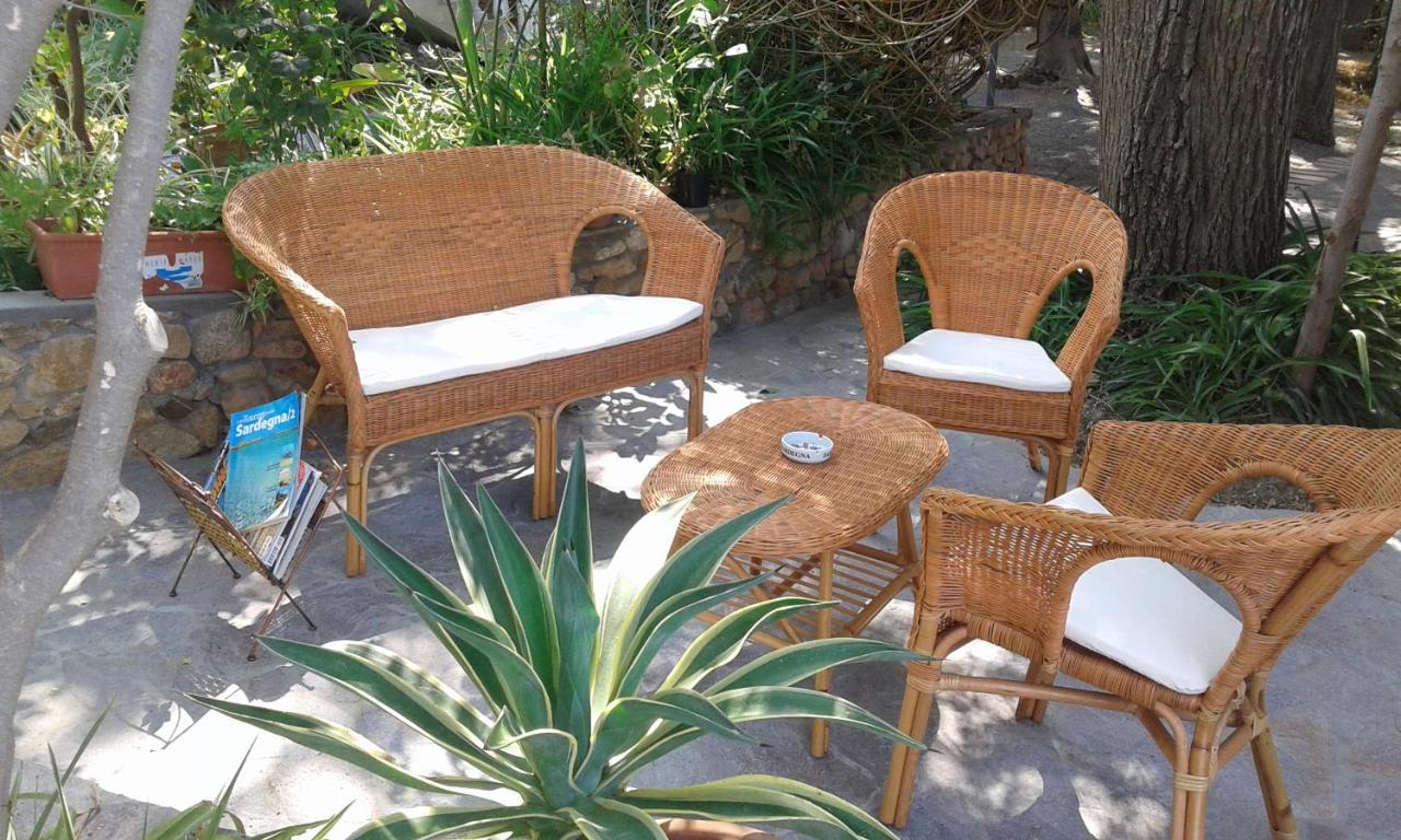 SantʼAnna Arresi B&B Il Girasole מראה חיצוני תמונה